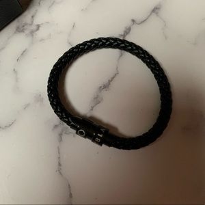 Men’s Woven leather bracelet